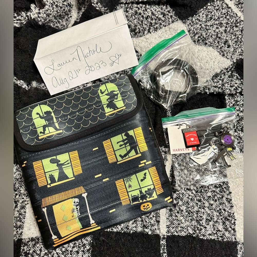 SOLD Harvey’s modster mash house crossbody